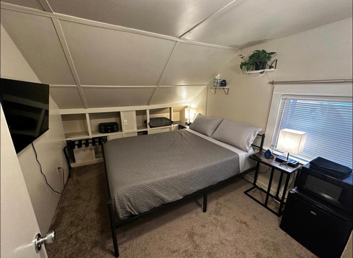 Tacoma Homestay- With Breakfast Included-Private Room Exterior foto
